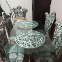 میزغذاخوری سلطنتی