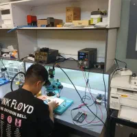 تعمیرات تخصصی موبایل آیفون  ( iphone . samsung)