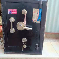 گاوصندوق|ابزارآلات|یزد, |دیوار