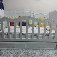 تخت کودک نوزادی تا 6 سال|تخت و صندلی بچه|اندیشه, اندیشه فاز ۴|دیوار