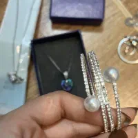 گردن بند دست بند نو