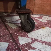 گاری چرخ دار