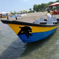 قایق سواری منطقه ازاد انزلی