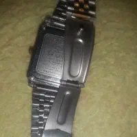 ساعت مچی|ساعت|بابا حیدر, |دیوار