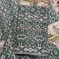 زیاستین لباس|لباس|زاهدان, |دیوار