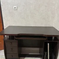 میز کامپیوتر