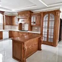 رنگ کاری چوب و نقاش ساختمان