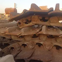 زنجیر بلدوزر ۱۵۵ کوماتسو اصل ژاپن بدون پل با کفشک|قطعات یدکی و لوازم جانبی|تهران, امام زاده عبدالله|دیوار