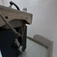 سرشور،صندلی میکاپ،آینه قدی،استند لاکژل|آرایشگاه و سالن‌های زیبایی|فردیس, ثابتی|دیوار