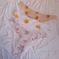 الگو شورت زنانه