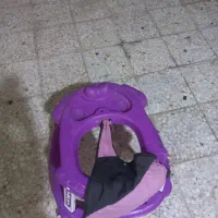 صندلی حرکتی بچه