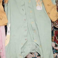 تعدادی سرهمی ولباس همشون باهم150|کفش و لباس بچه|اصفهان, فردوان|دیوار