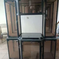 میزتلویزیون و ویترین و هالوژن دار