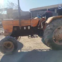 تراکتور فیات1000