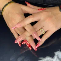 کاشت ناخن