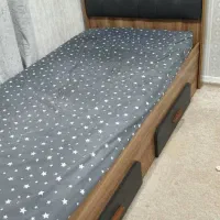 تختخواب سالم و تمیز|تخت و سرویس خواب|اهواز, کوی پیروزی|دیوار