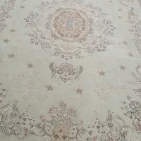 فروش دو عدد فرش کرم در حد نو