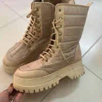 بوت کاپشنی کرم سایز ۳۸|کیف، کفش، کمربند|پرند, فاز ۰|دیوار