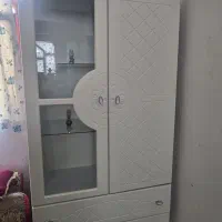 کمد در حد نو و بسیار تمیز