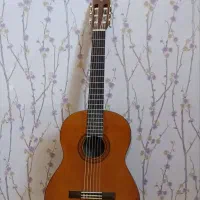 گیتار یاماها c40