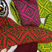 جوراب پشمی مخصوص سرما طرح سنتی