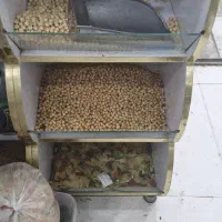 تعدادی قفسه و طبقه بندی آجیل و حبوبات|کتابخانه، شلف، قفسه‌های دیواری|خرمشهر, |دیوار