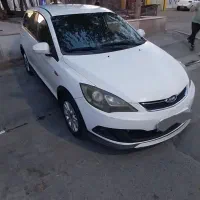 ام وی ام ۳۱۵ هاچبک