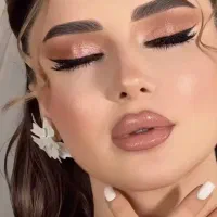 اجاره صندلی وتخت به کلیه خدمات به مشتری داران