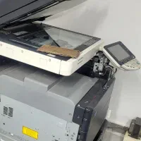 فروش کونیکا ۵۵۰ رنگی