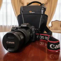 دوربین Canon 90D بسیار تر و تمیز ژاپنی اصل