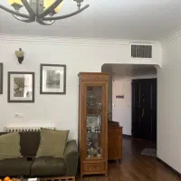 آپارتمان شیک و نقلی