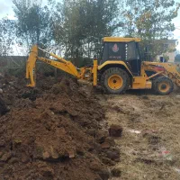 خدمات بیل بکهو خاکبرداری و پی کنی و تصحیح زمین