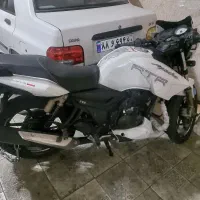 اپاچی ۱۸۰ کم کار