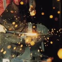 بالابر و تمام کارهای آهنگری