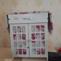 میز چرخ و اتو