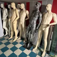 مانکن مردانه هفت عدد تمیز