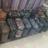 خیاط کیف دوز و راسته دوزی پارچه