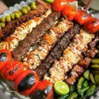 کمک اشپز و کارگر جوان