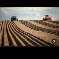 زمین کشاورزی کنار کانال آب اصلاندوز