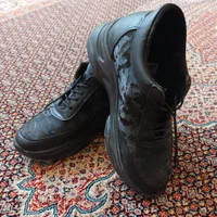 کفش دخترانه سایز ۳۷(به فرد نیازمند رایگان )