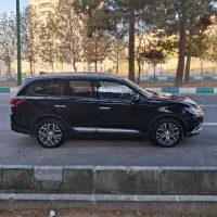 میتسوبیشی اوتلندر ۲۰۱۷ نیو فیس تیپ ۵|خودرو سواری و وانت|تهران, شهرک محلاتی|دیوار