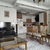 62متر/دوخواب/پارکینگ دار/ده متری بانک/نزدیک پارک