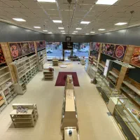 اجاره مغازه۳۴۰ متری واقع در دانش بابالکن