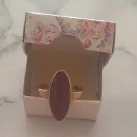 انگشتر نگینی