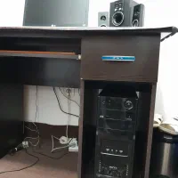 کلمپیوتر|رایانه رومیزی|خوی, |دیوار