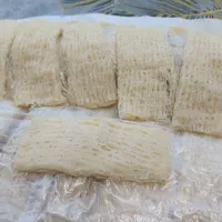 رشته خشکار با آرد شیرینی