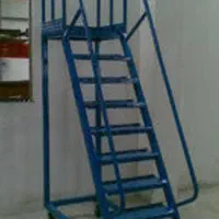 ساخت نردبان خانگی و صنعتی کارخانجات