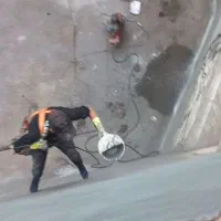 عایق و آب بند بدون نیاز به داربست(اسپایدرینگ)|خدمات پیشه و مهارت|ساری, |دیوار