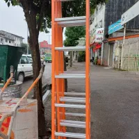 اجاره نردبان هشتی و یک طرفه تا ارتفاع ۸ متر|خدمات پیشه و مهارت|رشت, معلولین|دیوار