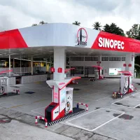 جایگاه پمپ بنزین گازوییل سه. منظوره